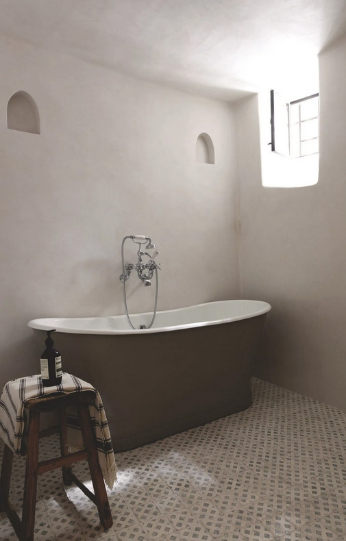 salle de bain rénovation maison Provence matériaux naturels